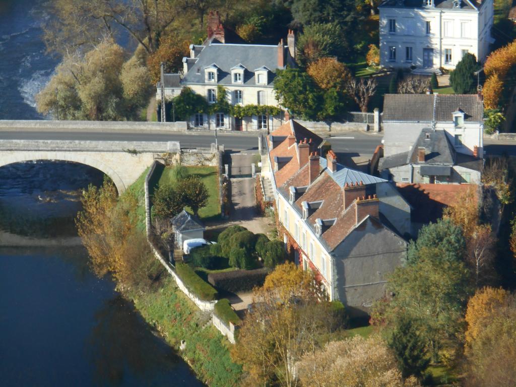 La Chaussee Des Ponts Нуае-сюр-Шер Экстерьер фото